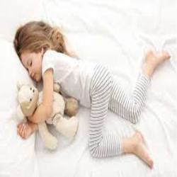 خواب خوب شبانه برای کودک دوزبانه